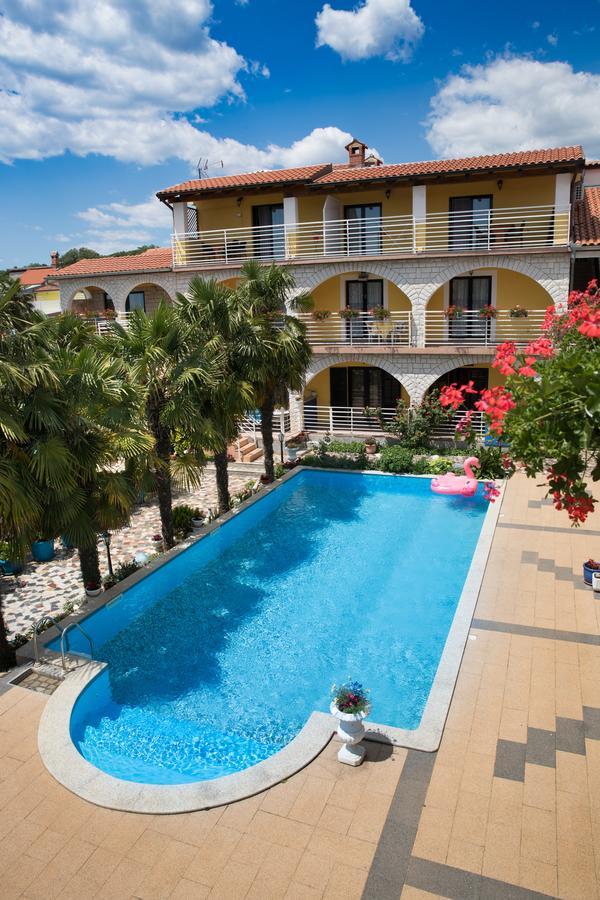 Apartments Paradis Rovinj Exterior foto